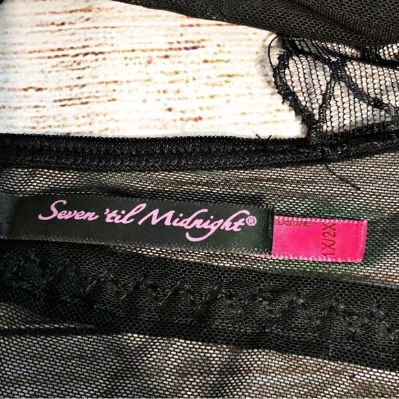 Seven 'til Midnight Black Lace and Mesh Babydoll Size 1X/2X - Picture 2 of 7